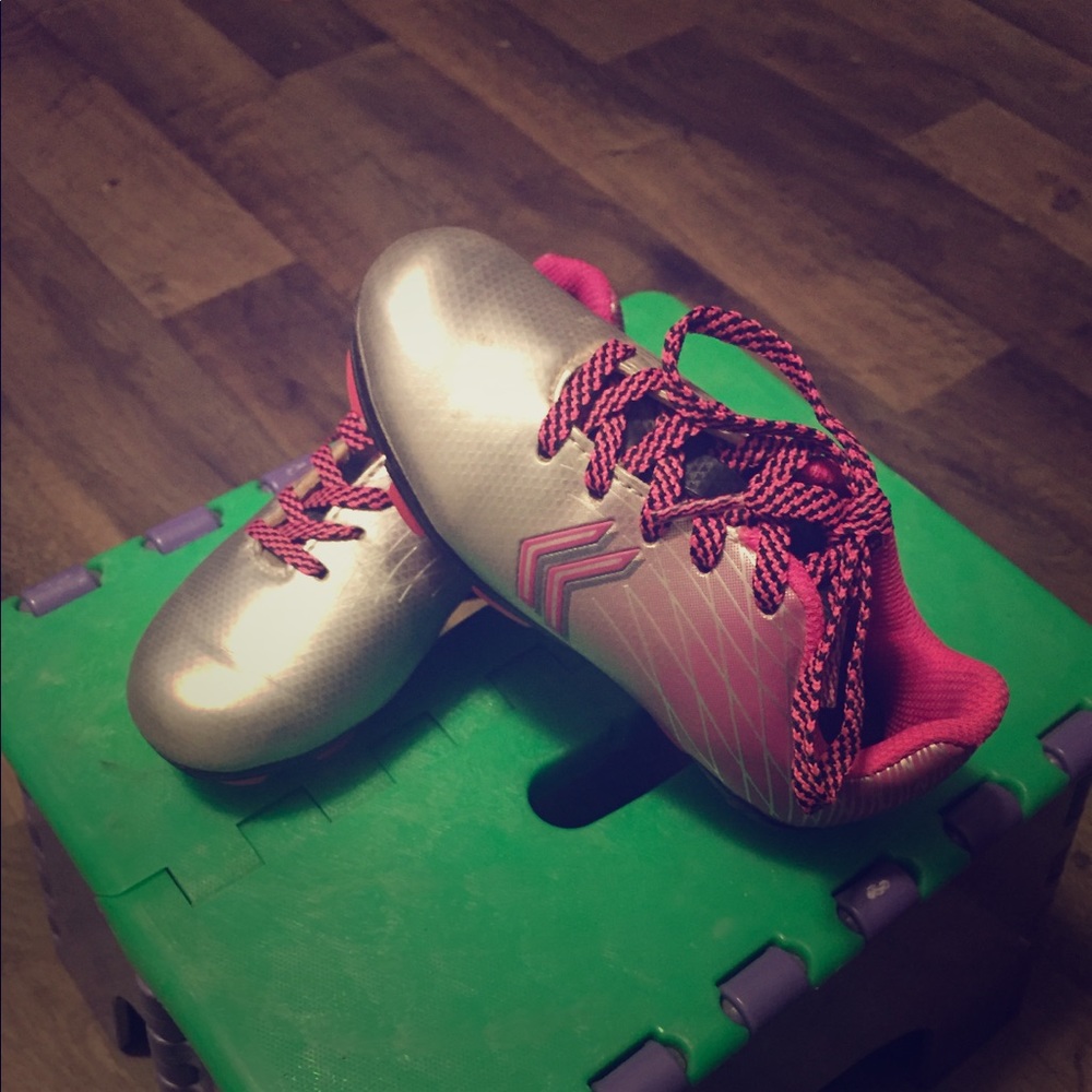 DSG girls cleats
